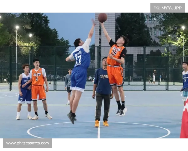 CBA球队开展校园篮球公益活动，球星示范防守技巧提升青少年参与度